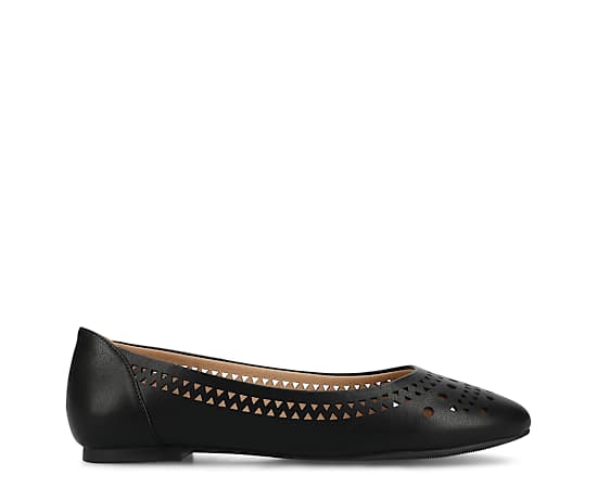 Journee Collection Kamrah Womens Round Closed Toe Ballet Flats, 8 1/2 Medium, Black