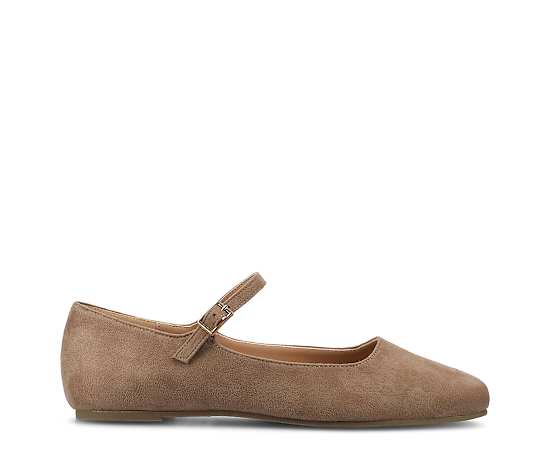 Journee Collection Carrie-Wd Womens Square Closed Toe Mary Jane Shoes Wide Width, 8 1/2 Wide, Beige