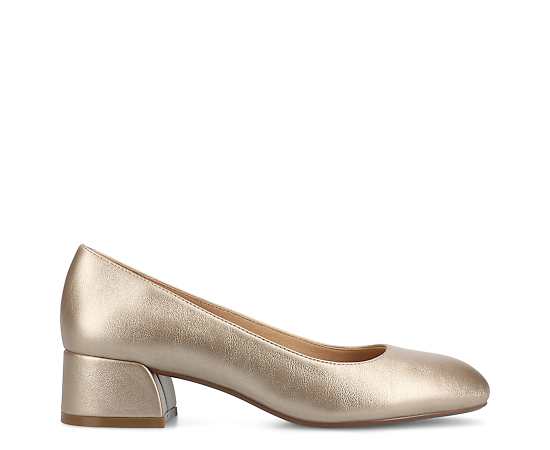 Journee Collection Saarii Womens Round Closed Toe Block Heel Pumps, 9 Wide, Beige