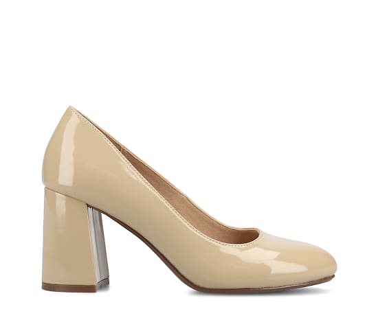 Journee Collection Seraphina Womens Round Closed Toe Block Heel Pumps, 8 1/2 Medium, Beige
