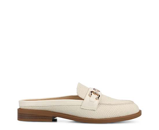 Journee Collection Womens Moc Closed Toe Loafers, 10 Medium, Beige