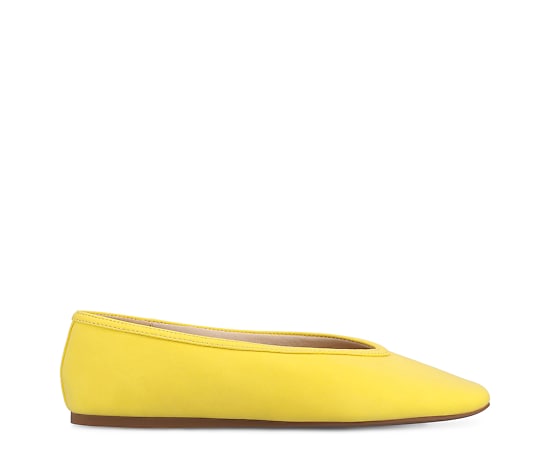 Journee Collection Women's Fortune Ballet Flats - Mango