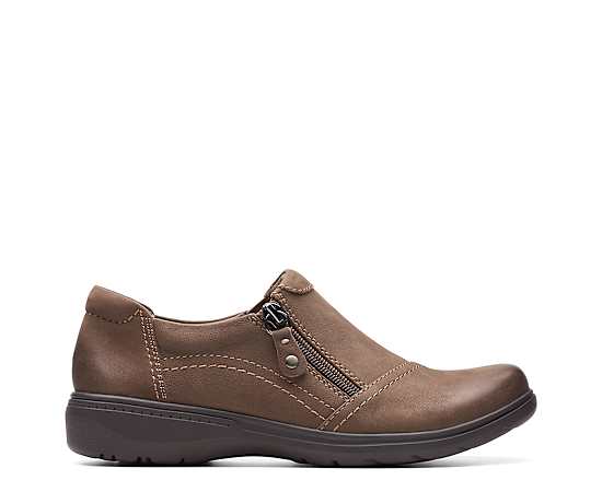 CLARKS-WOMENS CARLEIGH RAY LOAFER