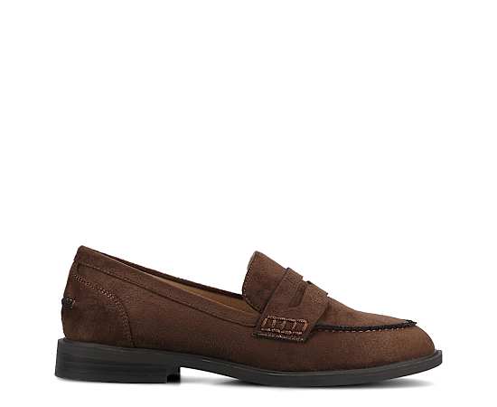 Journee Collection Women's Brooks Block Heel Comfort Penny Loafers - Chocolate
