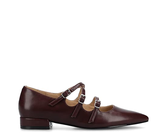 Journee Collection Women's Gretel Pointed Toe Flats - Oxblood