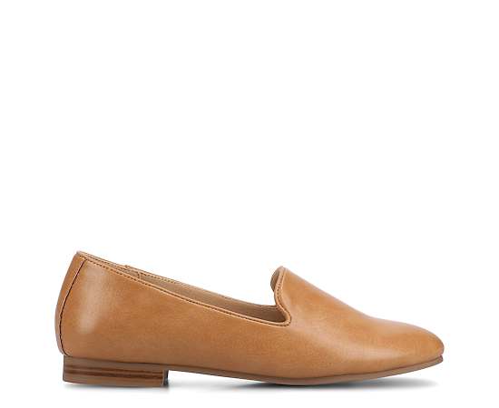 Journee Collection Womens Ishani Loafer