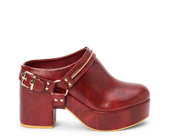 BEACH by Matisse Sawyer Womens Round Closed Toe Mules, 7 Medium, Red