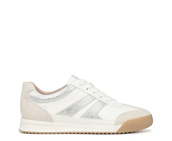 NATURALIZER-WOMENS GARNET SNEAKER