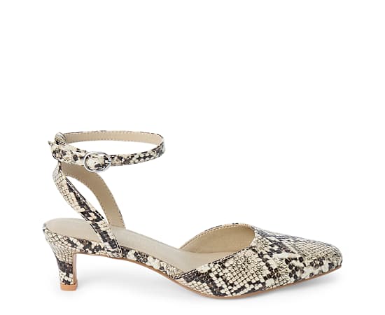 COCONUTS by Matisse Finn Heel Pumps