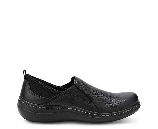 Eastland Wren Womens Round Closed Toe Slip-On Shoe, 8 Medium, Black