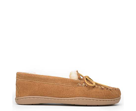 MINNETONKA-WOMENS SHEEPSKIN HARDSOLE SLIPPER
