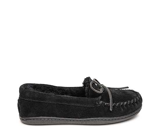 MINNETONKA-WOMENS SHEEPSKIN HARDSOLE SLIPPER