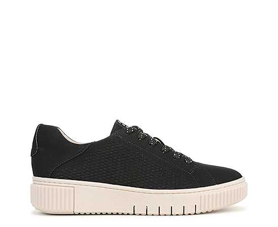 Naturalizer Women's Turner Lace-Up Round Toe Sneakers - Black Faux Leather