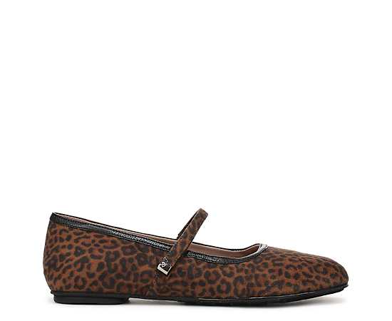 Naturalizer Women's Ashanti Round Toe Mary Jane Flats - Brown Leopard Fabric