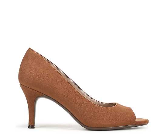NATURALIZER-WOMENS LOCKE PUMP