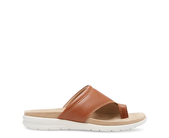 EASTLAND-WOMENS DALLAS THONG SANDAL
