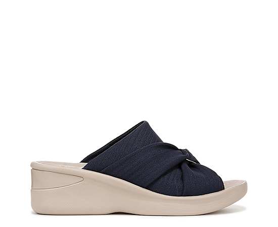 LIFESTRIDE-WOMENS SERENADE WEDGE SANDAL