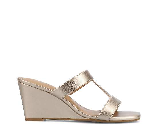 Journee Collection Womens Clodie Wedge Sandals, 7 Medium, Beige