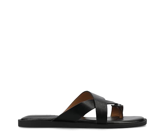 Journee Collection Women's Prizzie Toe Ring Strappy Flat Sandals - Black