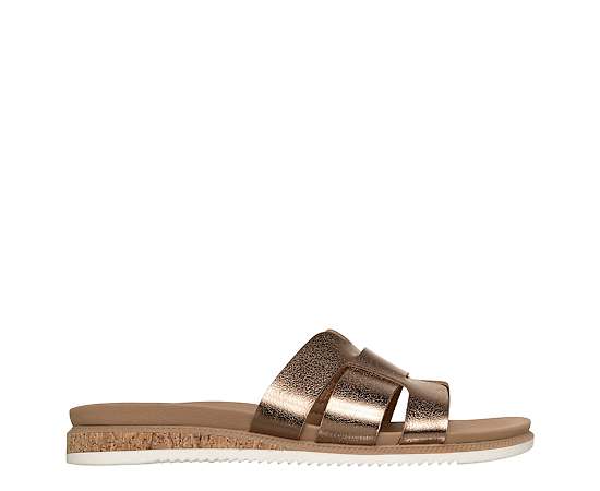 SKECHERS-WOMENS DESERT KISS LOW - PEAK LOOK WEDGE SANDAL