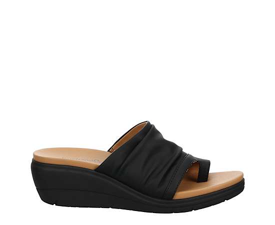 BARE TRAPS-WOMENS ESHY WEDGE SANDAL