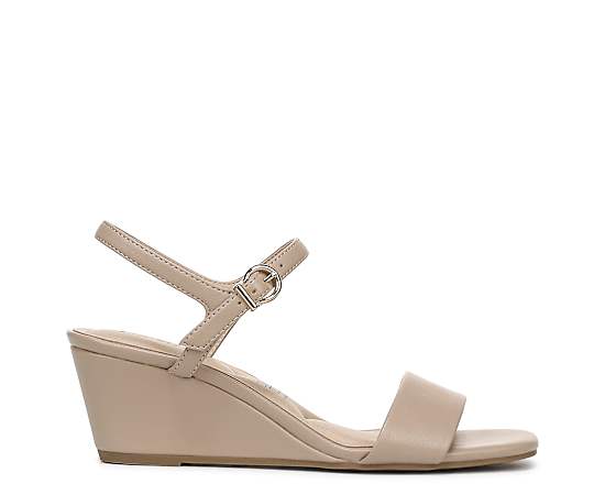 LIFESTRIDE-WOMENS SAWYER WEDGE SANDAL