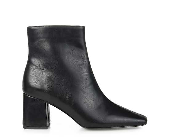 Journee Collection Women's Haylinn Block Heel Dress Booties - Black