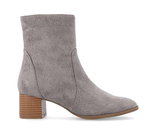 JOURNEE COLLECTION-WOMENS HAYVEN WIDE BOOTIE