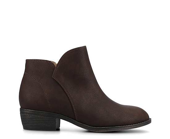 Journee Collection Women's Solarah Comfort Casual Ankle Booties - Chocolate