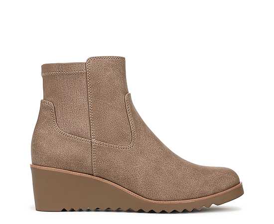 LifeStride Zionne Ankle Bootie Boots (Mushroom Tan Microfiber) Fabric 5.0 M