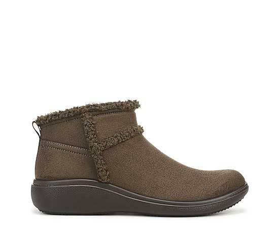Bzees For LifeStride Birch Ankle Bootie Boots (Wren Brown Stretch Fabric) 9.5 M