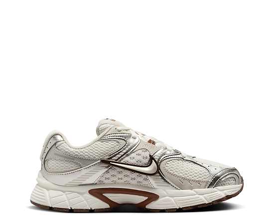 WOMENS V5 RNR SNEAKER