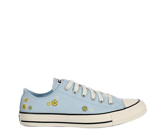WOMENS CHUCK TAYLOR ALL STAR LOW TOP SNEAKER