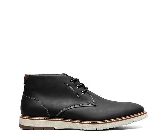 MENS VIBE PLAIN TOE CHUKKA BOOT