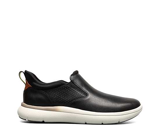Florsheim Men's Fleet Plain Toe Slip On Sneaker - Black