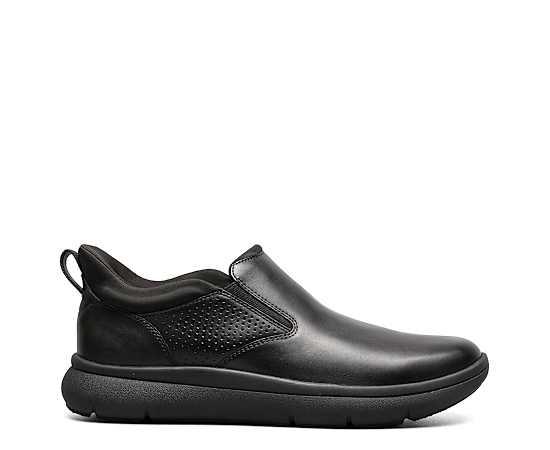 Florsheim Men's Fleet Plain Toe Slip On Sneaker - Black