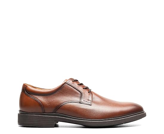 Florsheim Men's Forecast II Waterproof Plain Toe Oxfords Cognac - Size: 8.5 D-Width