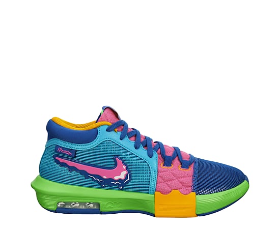 MENS LEBRON WITNESS 8 BASKETBALL SHOE