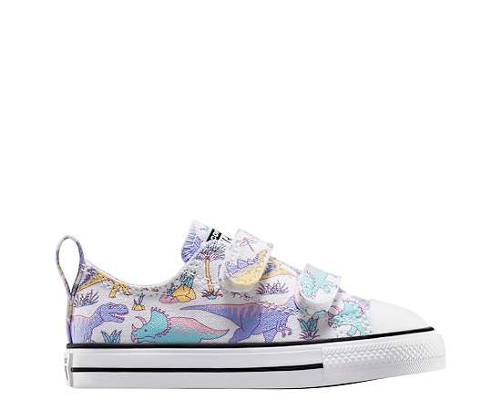 GIRLS INFANT CHUCK TAYLOR ALL STAR 2V SNEAKER