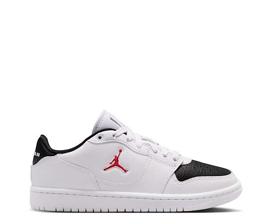 BOYS BIG KID COURT CONNECT SNEAKER