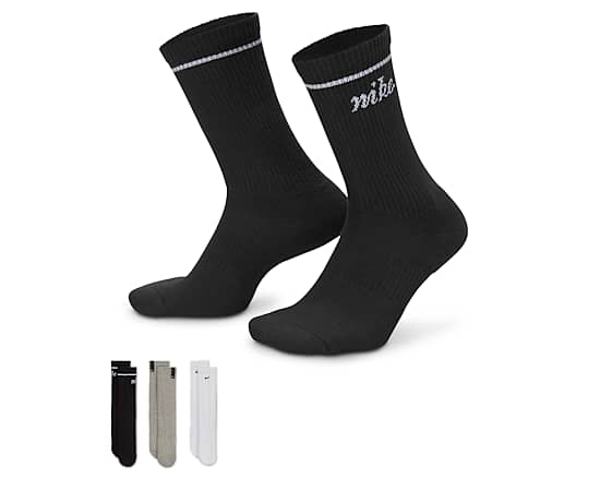 WOMENS MEDIUM CREW SOCKS 3 PAIRS