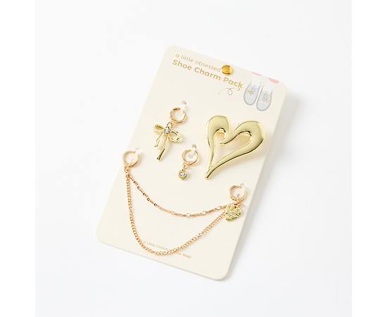 UNISEX GOLD HEART SHOE CHARMS 4 PACK